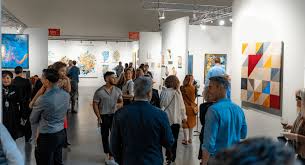 Meet Linda Mariano | Managing Director of Marketing for Redwood Art Group -  SHOUTOUT SOCAL