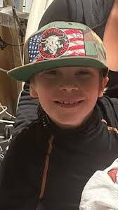 Perry Starr's Instagram, Twitter & Facebook