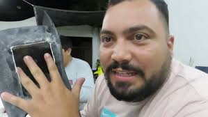 Cómo Instalar un Cargador Inalámbrico en el Auto