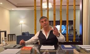 Sedat peker, 2008 yılında cezaevinde avukat özge yılmaz ile evlendi. Fxfbzmh9y6mpim