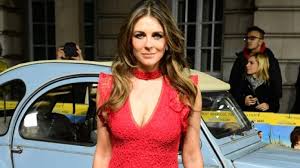 I'm still extremely good friends with hugh. Elizabeth Hurley Traumkorper Diese Sexy Kurven Sollen Schon 55 Jahre Alt Sein News De
