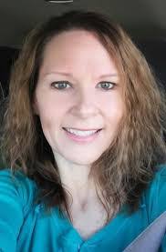 Carrie Bacon's Instagram, Twitter & Facebook