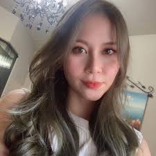 Regina Chow (@reginachowblog) • Facebook