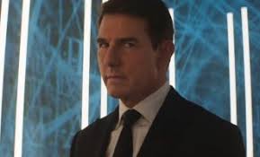 Ewan McGregor Cast as Adult Danny Torrance In Upcoming 'Doctor Sleep'  Adaptation