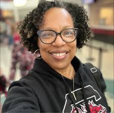 Edwina Burch's Instagram, Twitter & Facebook