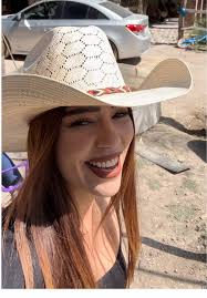 así una que otra tardesita vengan con nosotros 🫶🏻 #fyp #jalisco #caballos  #sombrero #rancho