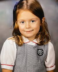 Little Saint with her shoulder popped 🥰