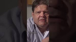 👁👨🏽‍🦯🎥What do blind people see?