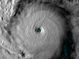 韋恩到目前為止是西北太平洋第二長壽的熱帶氣旋，僅次於1972年超強颱風莉泰的25天紀錄。 在 臺灣氣象史 上，韋恩是 中臺灣 歷年來颱風，首例創下直接侵襲 彰 雲 一帶的紀錄，因此造成當地繼1959年的 八七水災 之後最為慘重的災情。 ä»Šå¹´ç¬¬äºŒå·å°é£Ž èˆ'åŠ›åŸº ç»§ç»­å¾€è¥¿åŒ—æ–¹å'ç§»åŠ¨ åŠ å¼ºä¸ºè¶…å¼ºå°é£Ž åœ°ç†æ²™é¾™åšå®¢