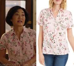 This single camera comedy finds laughter in the. Kim S Convenience Season 5 Episode 5 Mrs Kim S Short Sleeve Pink Button Down Shirt Shop Your Tv