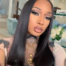 But longtime fans know the luxe. Megan Thee Stallion Is In Natural Hair Mode Glamcityz