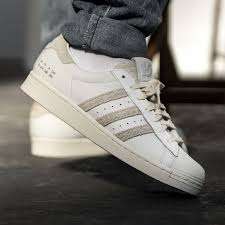 Como las adidas originals superstar, ninguna. Buy Online Adidas Superstar Premium Basics Pack In Footwear White Crystal White Offwhite Asphaltgold