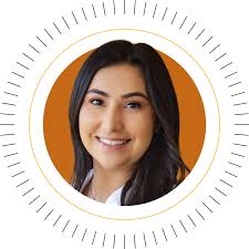 Jacqueline Contreras's Instagram, Twitter & Facebook