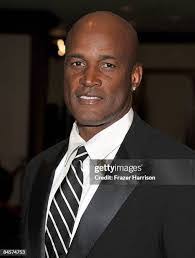 Leon Frazer's Instagram, Twitter & Facebook