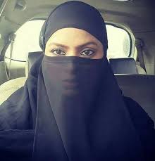 Pin By Rkumar On Naqab Arab Girls Hijab Beautiful Women Over 40 Hijabi Girl