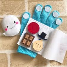 くいしんぼうおばけ 手遊び歌 パネルシアター ペープサート カードシアター 手袋シアター トイクロス 手作りおもちゃ フェルト