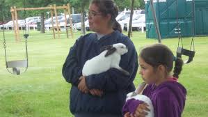 The bunnies can be found on site but also travel as part of a mobile petting zoo. Mobile Petting Zoo Erickson S Petting Zoo