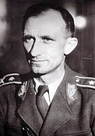 Medaile z pravého zlata, s ryzosti 23,6 karátů. Mikulas Ferjencik Wikipedia