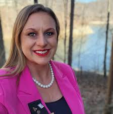 Kasutaja Sadie Miskuf Real Estate profiil