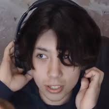 He was born in 2000 in mexico and his real. Stream Quackity And Bbh Lice Song By Froggy 3 Listen Online For Free On Soundcloud