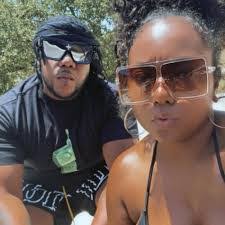 Travis Shelley's Instagram, Twitter & Facebook