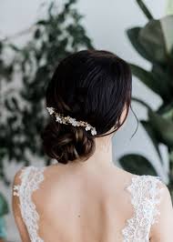 Haarschmuck Fur Die Braut Headpiece Haarschmuck Blumen Im Haar Brautfrisur