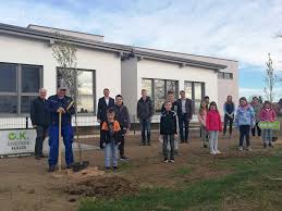 503 ne 2nd street, stigler, ok 74462. Ok Haus Und Volksschule Neuberg Baumpflanzaktion Vor Der Neuen Schule Gussing