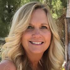 Tracy Tolstedt's Instagram, Twitter & Facebook