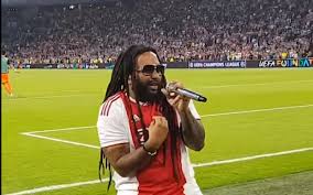 [ this season has seen ajax run away at the top of the eredivisie and they're 12 points clear of closest rivals psv. Video Bob Marleys Sohn Singt Mit Ajax Fans Three Little Birds Sky Sport Austria
