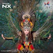 Darisz Cahyadi On Instagram Jember Fashion Carnaval Adalah Acara Perayaan Tahunan Karnaval Terbesar Di Indonesia Carnaval Costume Carnival Carnival Festival