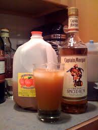 Thankful For Captain Morgan And Apple Cider The Kelleys And The Captain Make It Happen Hot Apple Cider Spiked Spiced Rum Drinks Rum Drinks Recipes