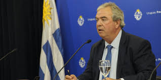Luis alberto héber comes from a prominent uruguayan national party family; Reisch Se Reunio Con Ministro Heber Y Planteo Varias Obras Para El Departamento Partido Colorado