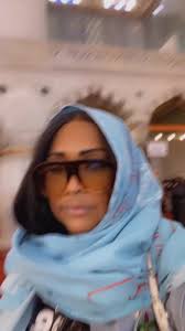 Suzan Jones (@suzanjones) adlı kullanıcının Money