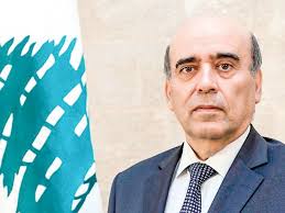 إنضمّ باسيل مبكراً إلى التيار، وعيّن وزيراً للإتصالات في حكومة الحريري الأولى. ÙˆØ²ÙŠØ± Ø§Ù„Ø®Ø§Ø±Ø¬ÙŠØ© Ø§Ù„Ù„Ø¨Ù†Ø§Ù†ÙŠ ÙŠ Ø«Ù…Ù† Ø§Ù„Ù…Ø³Ø§Ø¹Ø¯Ø§Øª Ø§Ù„Ù‚Ø·Ø±ÙŠØ© Ø¬Ø±ÙŠØ¯Ø© Ø§Ù„Ø±Ø§ÙŠØ©