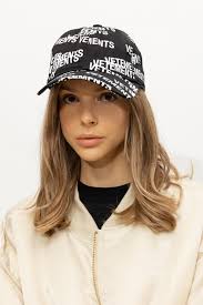 Black Baseball cap VETEMENTS