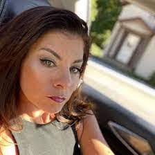 Nicole Demarais's Instagram, Twitter & Facebook