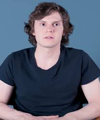 When his father's job was transferred, the family moved to grand blanc, michigan. Evan Peters Bio Wiki Height Girlfriend Age Net Worth Biographybd