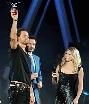 Si bien los rostros de la tv detestan hablar de sus sueldos, lo cierto es que soledad onetto no tuvo problemas para revelar cuánto ganó por animar en el festival de festivales. Soledad Onetto Me Derreti Con Ricardo Arjona Cooperativa Cl