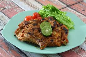 Tidak hanya sajian ayam yang memiliki kuah tetapi juga ayam seperti namanya, bahwa ayam bakar taliwang ini adalah makanan khas daerah lombok. Sajian Ayam Bakar Taliwang Khas Lombok Membuat Makan Malam Semakin Meriah Sajian Sedap