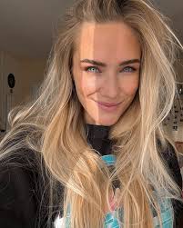 Massa pussar och kramar från janne uppsala 💯❤️💯💋