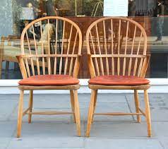 4.2 из 5 звездоч., исходя из 5. Super Pair Of Fritz Henningsen Oak Windsor Chairs At 1stdibs