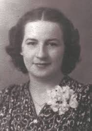 Claire Herron's Instagram, Twitter & Facebook