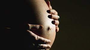 16 typische erste anzeichen für eine schwangerschaft. Gravitas Suppressalis Die Verdrangte Schwangerschaft Gesellschaft Sz De