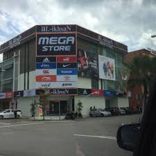 The main population of this town is malay. Al Ikhsansports On Twitter Gxrfield Syakirahnasri Al Ikhsan Mega Store Johor Bahru Next To Jakel Bandar Baru Uda Jb Http T Co Aoo5i2nvaz