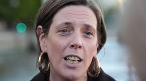 Minister als "Lügner" bezeichnet, als dritter Überlebender die Untersuchung  von Grooming-Gangs verlässt