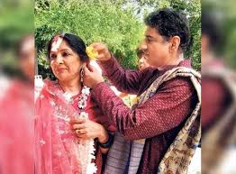 Neena gupta's friend satish kaushik offered to marry her when she was pregnant with daughter masaba. Neena Gupta Husband 10 Adorable Pictures Reviewit Pk