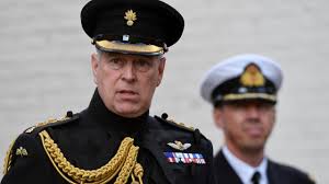 Prinz harry ist seit der hochzeit mit meghan markle offiziell vom markt. Epstein Skandal Neuer Zeuge Belastet Prinz Andrew Royals Bild De