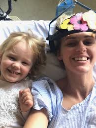 Verdens uheldigste kvinde? Monique brækkede nakken to gange