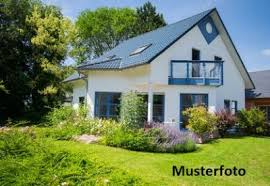 Termine für zwangsversteigerungen in stuttgart kann man unter anderem in den örtlichen tageszeitungen. Haus Zum Verkauf 70597 Stuttgart Degerloch Mapio Net