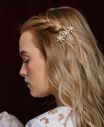 An attractive bridesmaid hairstyle for long hair, braids are a fantastic way to showcase a classic and feminine style through many variations. 11 Simple Pretty Bridesmaid Hairstyles For Medium To Long Hair Lengths Her World Singapore